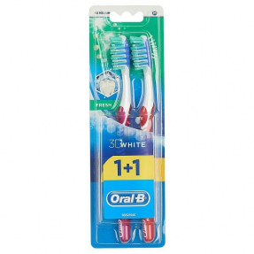 Oral-B зубная щетка 3-Effect Натуральная свежесть средняя 1+1 шт бесплатно